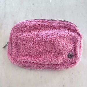 Lululemon Everywhere Pink Fleece Sherpa Belt Bag NWT